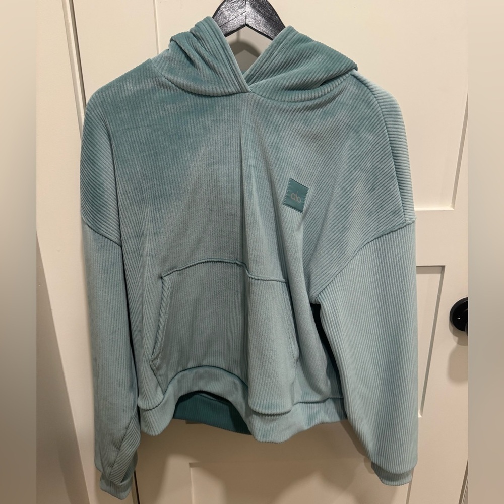 All hoodie size XS
ribbed 
nwot
